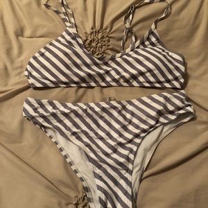 Cupshe grey and white stripe swimsuit